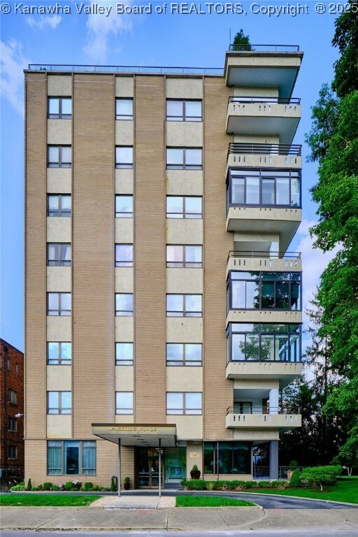 1578 Kanawha Boulevard 7C  Charleston WV 25311 photo