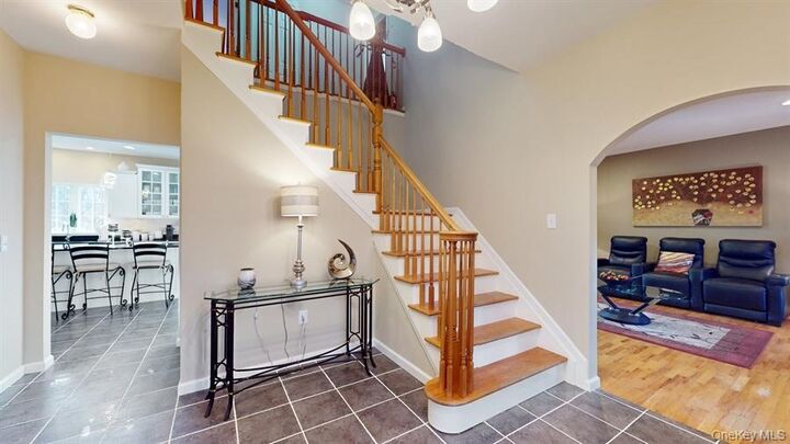 Property Photo:  822 W Kaisertown Road  NY 12549 