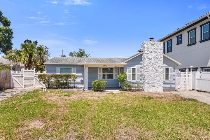 621 85th Avenue N  St Petersburg FL 33702 photo
