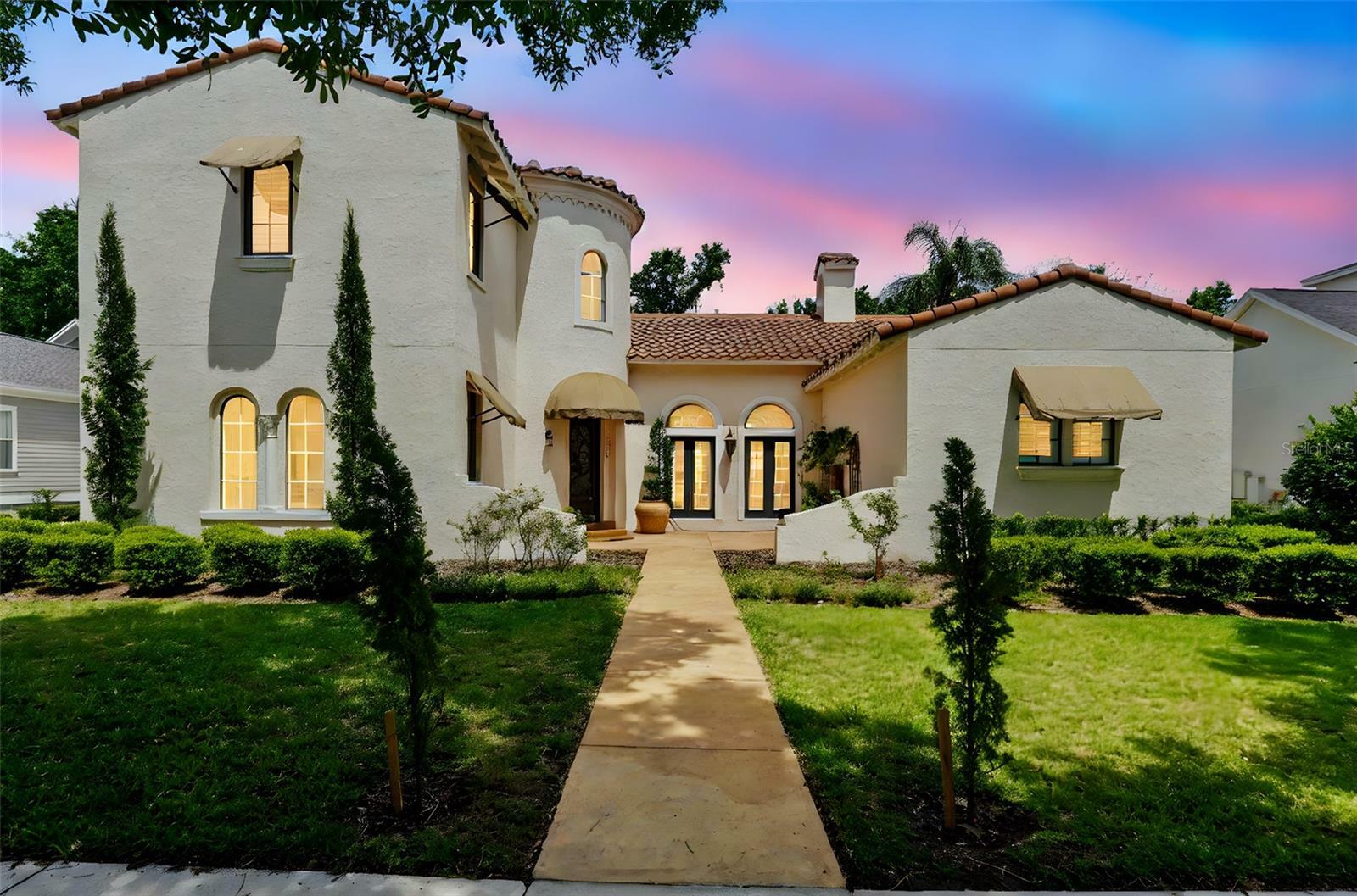Property Photo: 1239 Roycroft Avenue FL 34747
