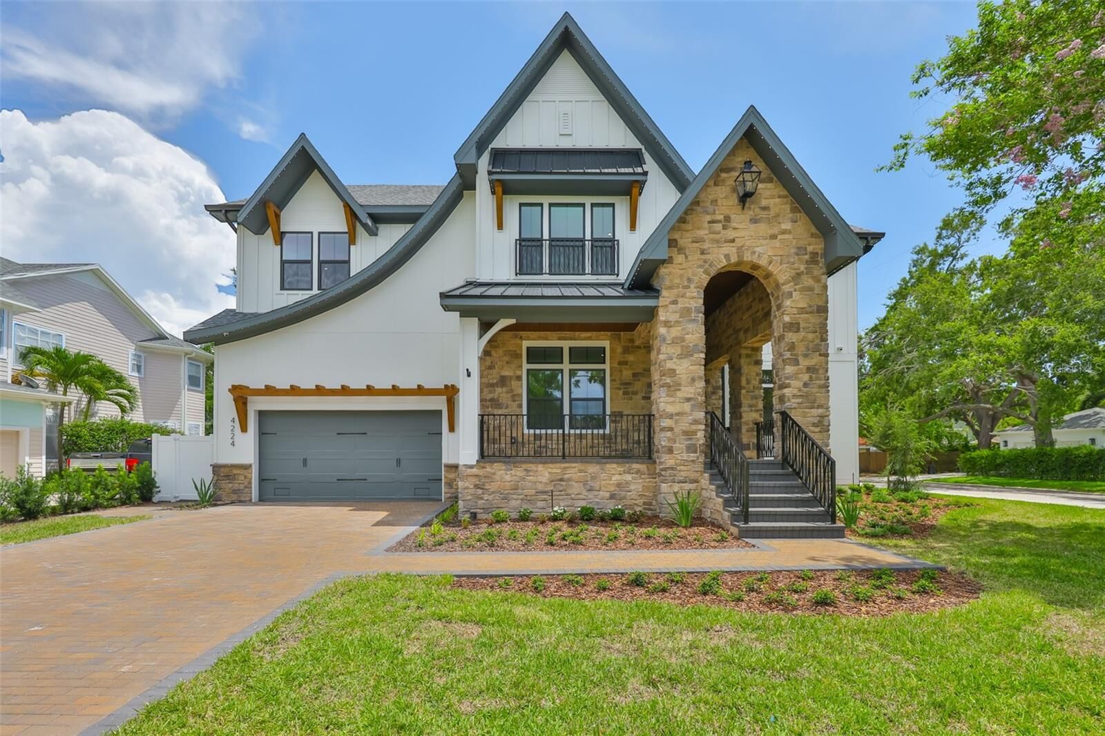 Property Photo:  4224 W Corona Street  FL 33629 