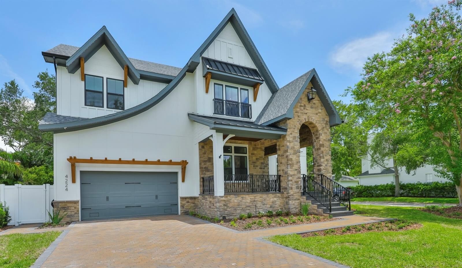 Property Photo:  4224 W Corona Street  FL 33629 