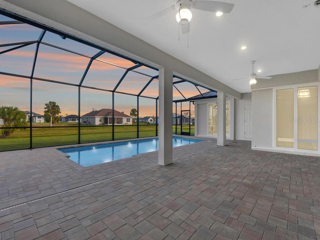 Property Photo: 223 Rotonda Boulevard S FL 33947