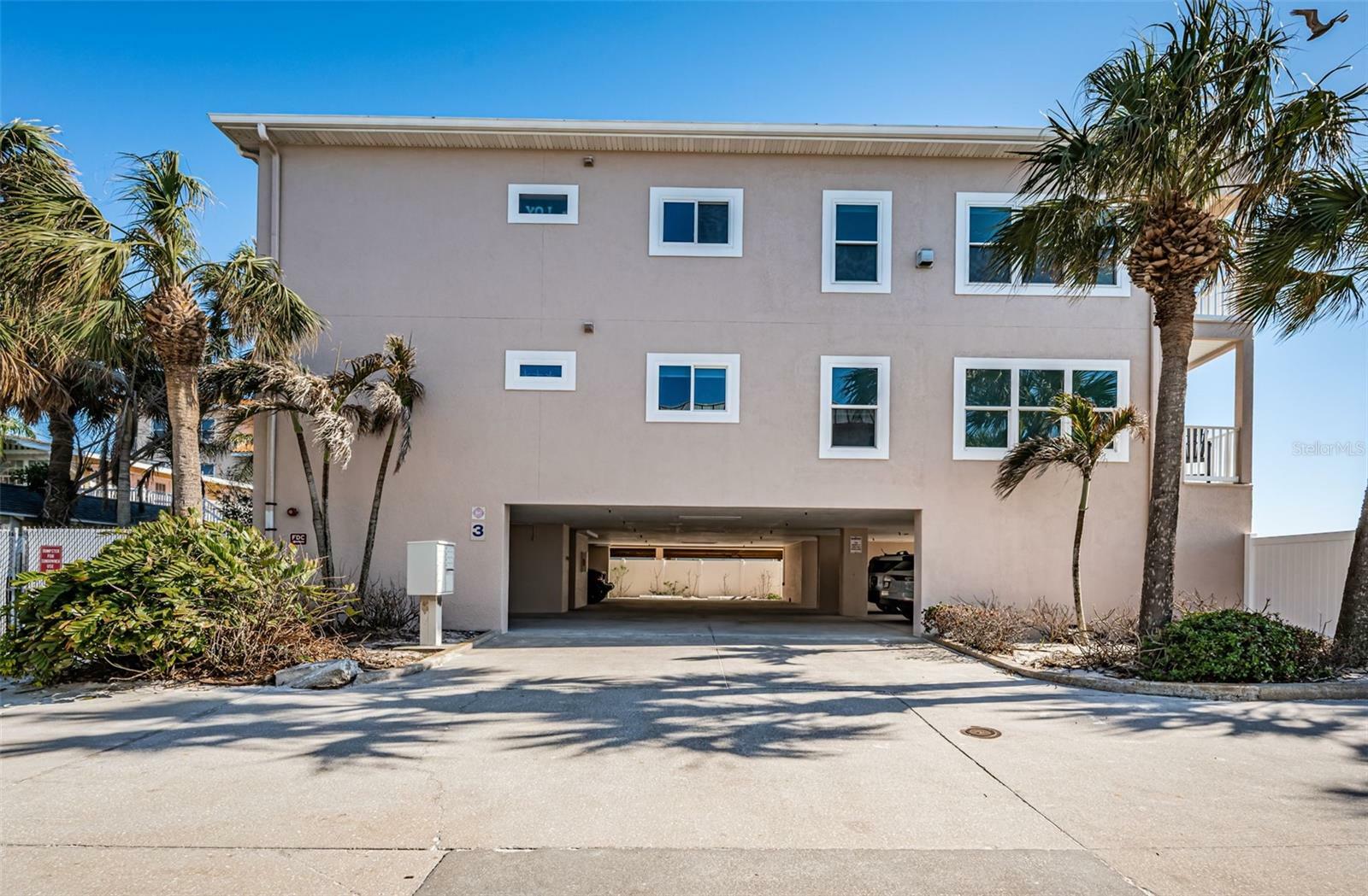 Property Photo:  3 7th Avenue 3  FL 33785 