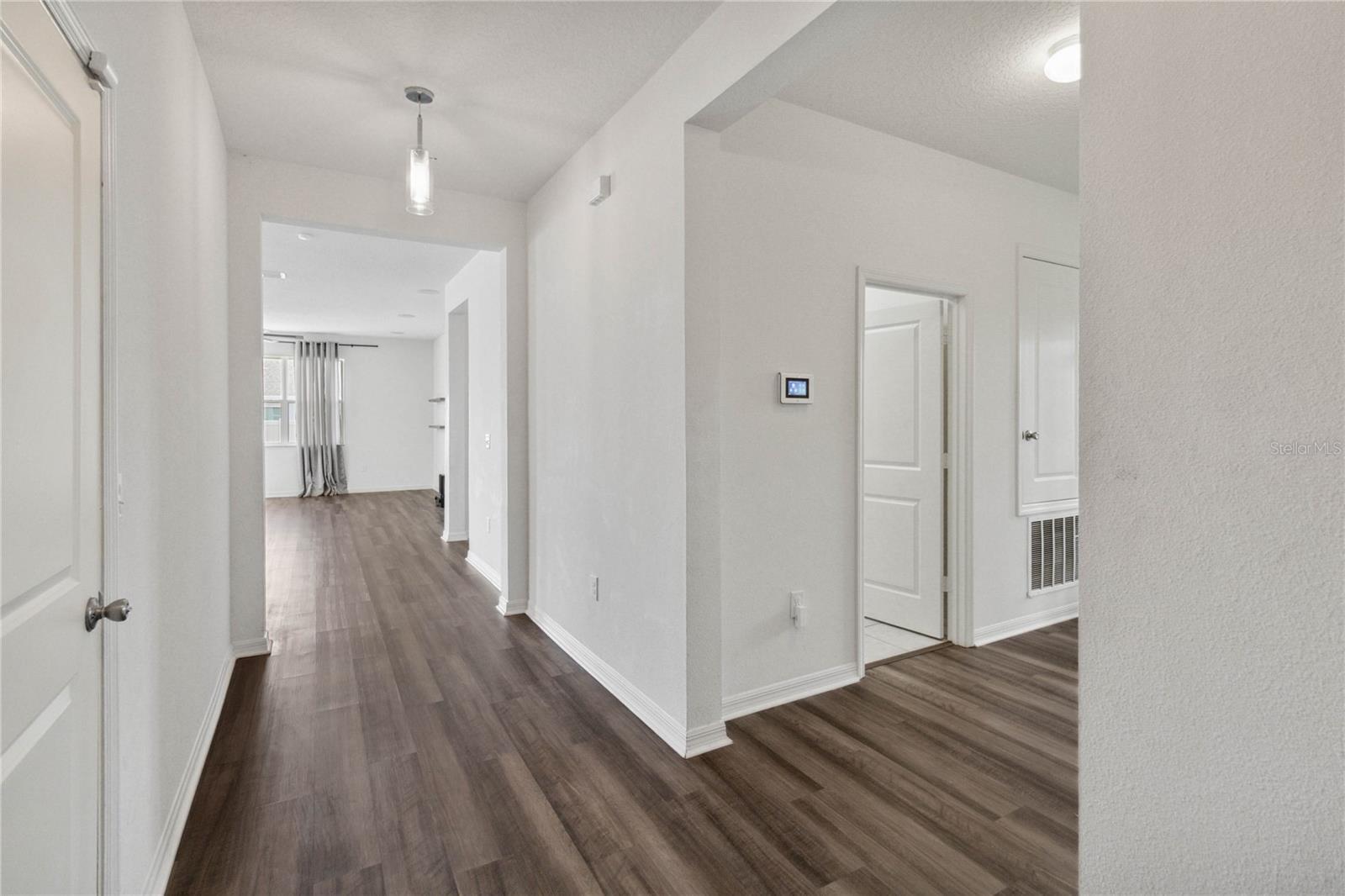 Property Photo: 2291 Carriage Pointe Loop FL 32712