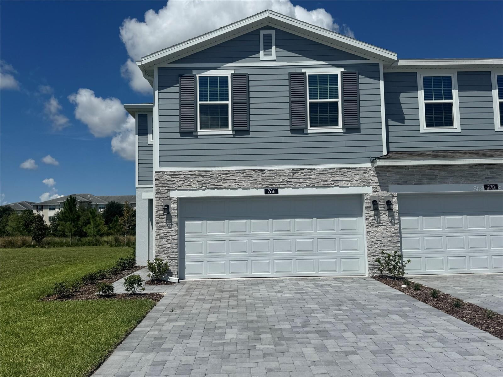 Property Photo:  266 Thompson Village Avenue  FL 32703 