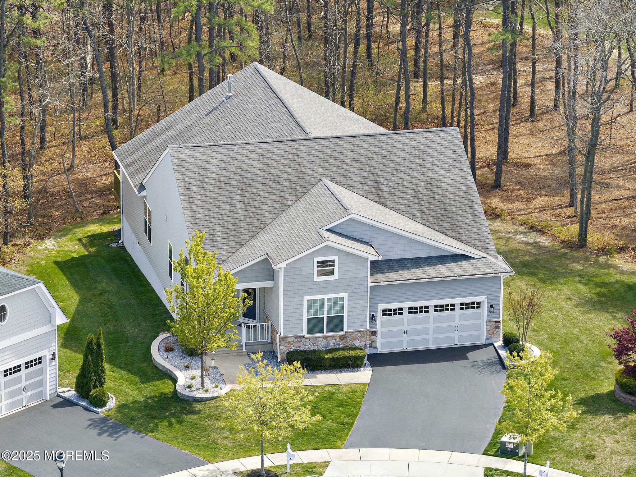 Property Photo: 14 Starboard Court NJ 08087