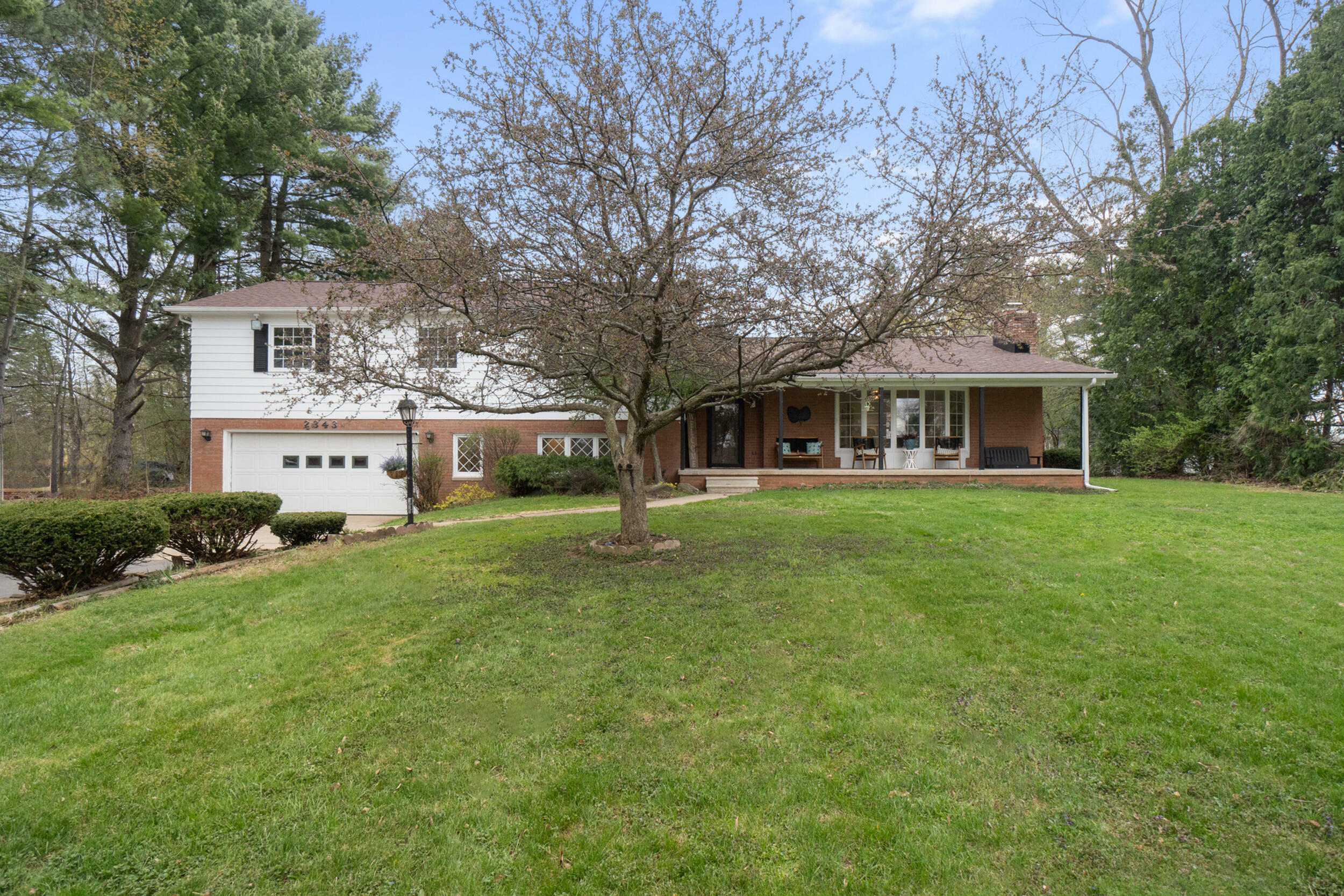 2343 Arbor Hills Road  Jackson MI 49201 photo