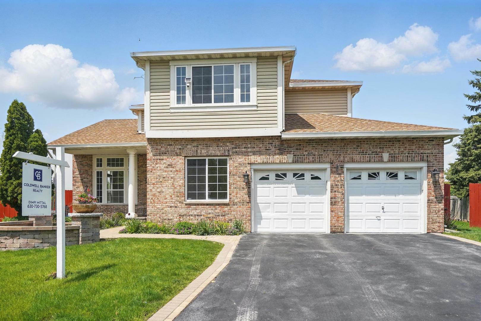 Property Photo: 122 Periwinkle Lane IL 60490