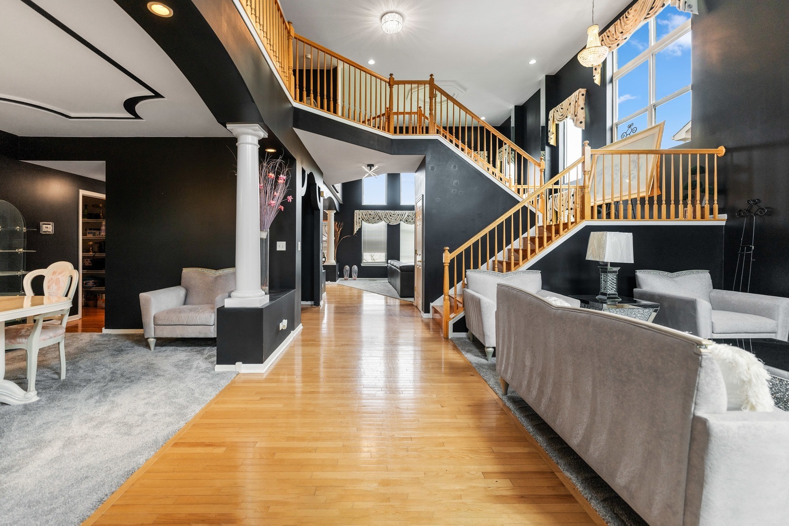 Property Photo: 405 Blue Heron Circle IL 60103