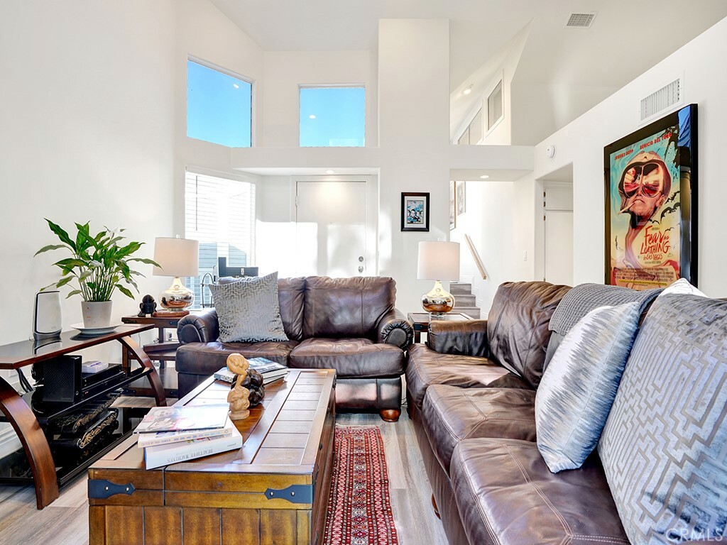 Property Photo: 3007 Croyden Bay CA 92626