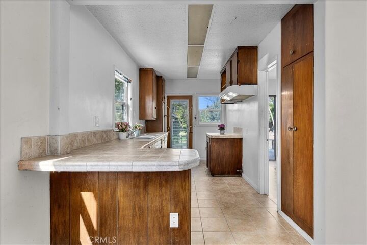 Property Photo: 2814 Pinckard Avenue CA 90278