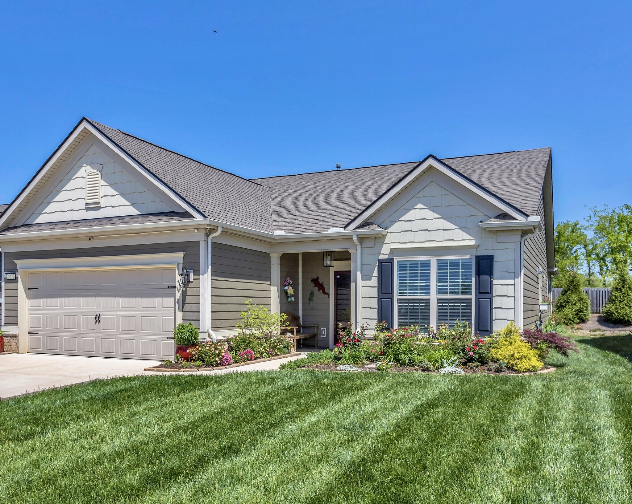 Property Photo: 1072 Sumner Grv TN 37174