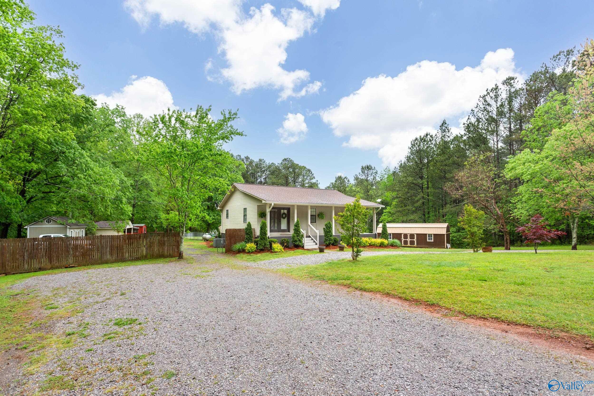 Property Photo: 3546 Little Wills Valley Road AL 35954
