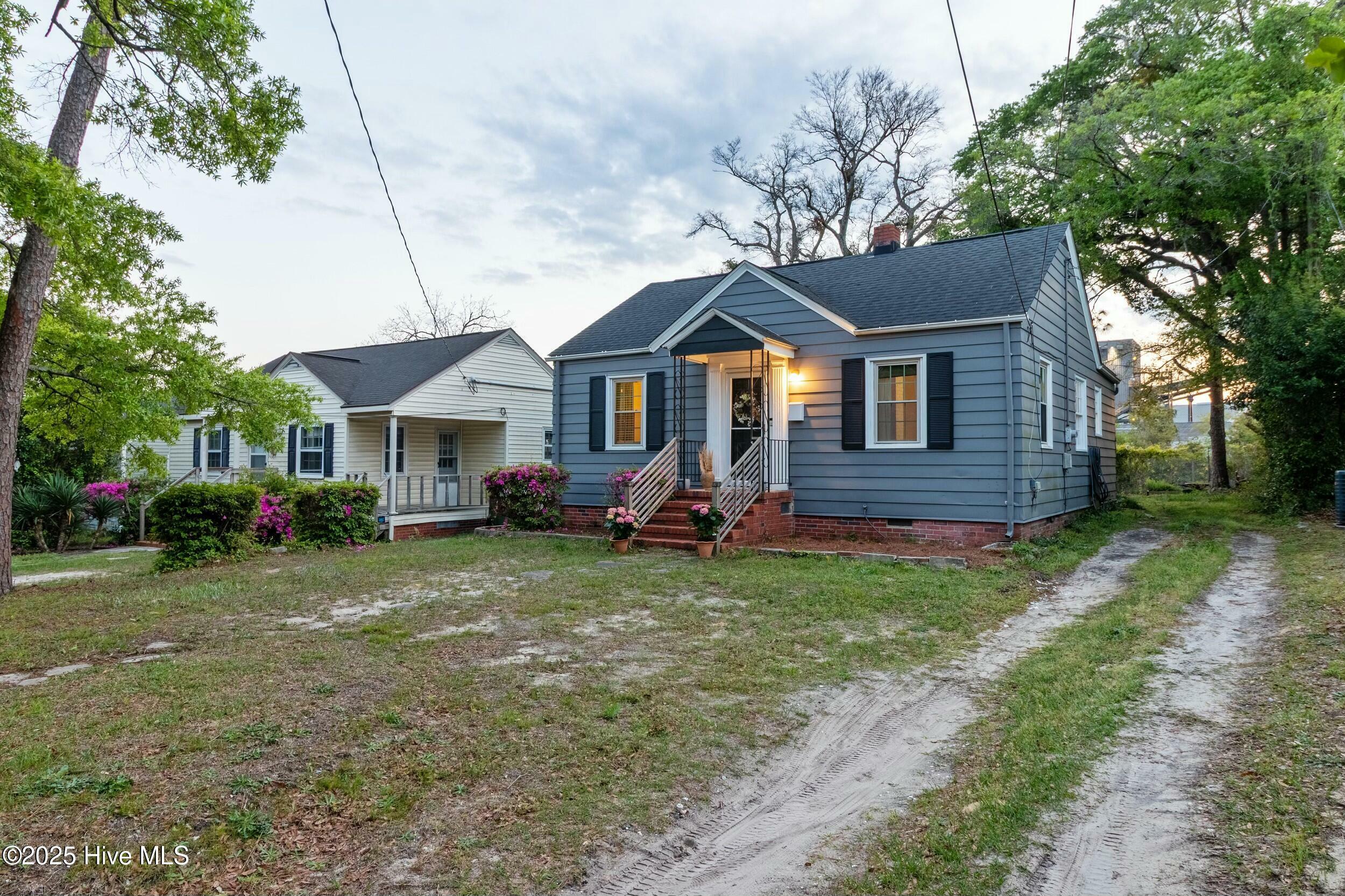Property Photo: 2054 Burnett Boulevard NC 28401