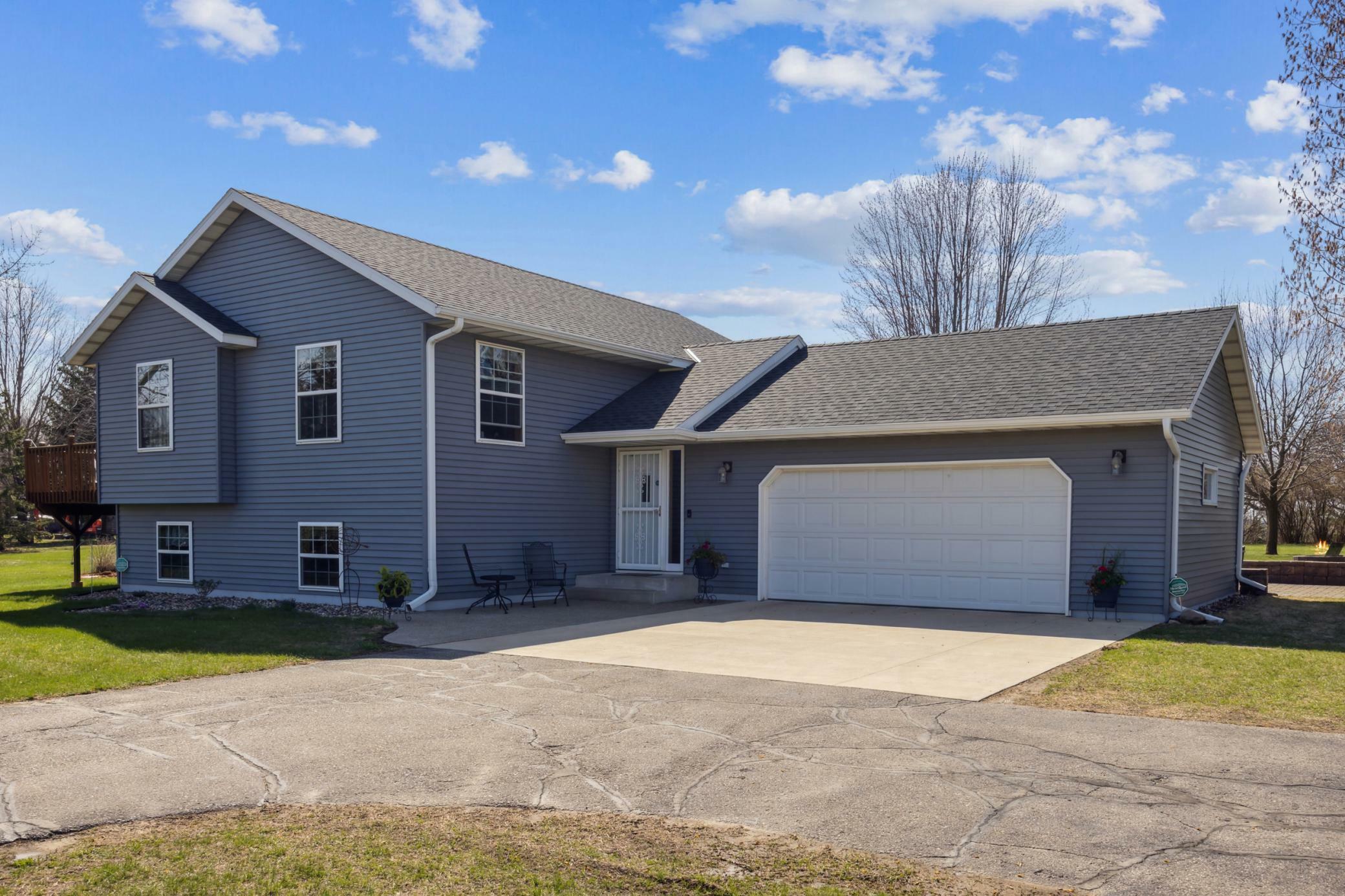 Property Photo: 7823 Cabana Circle MN 55353