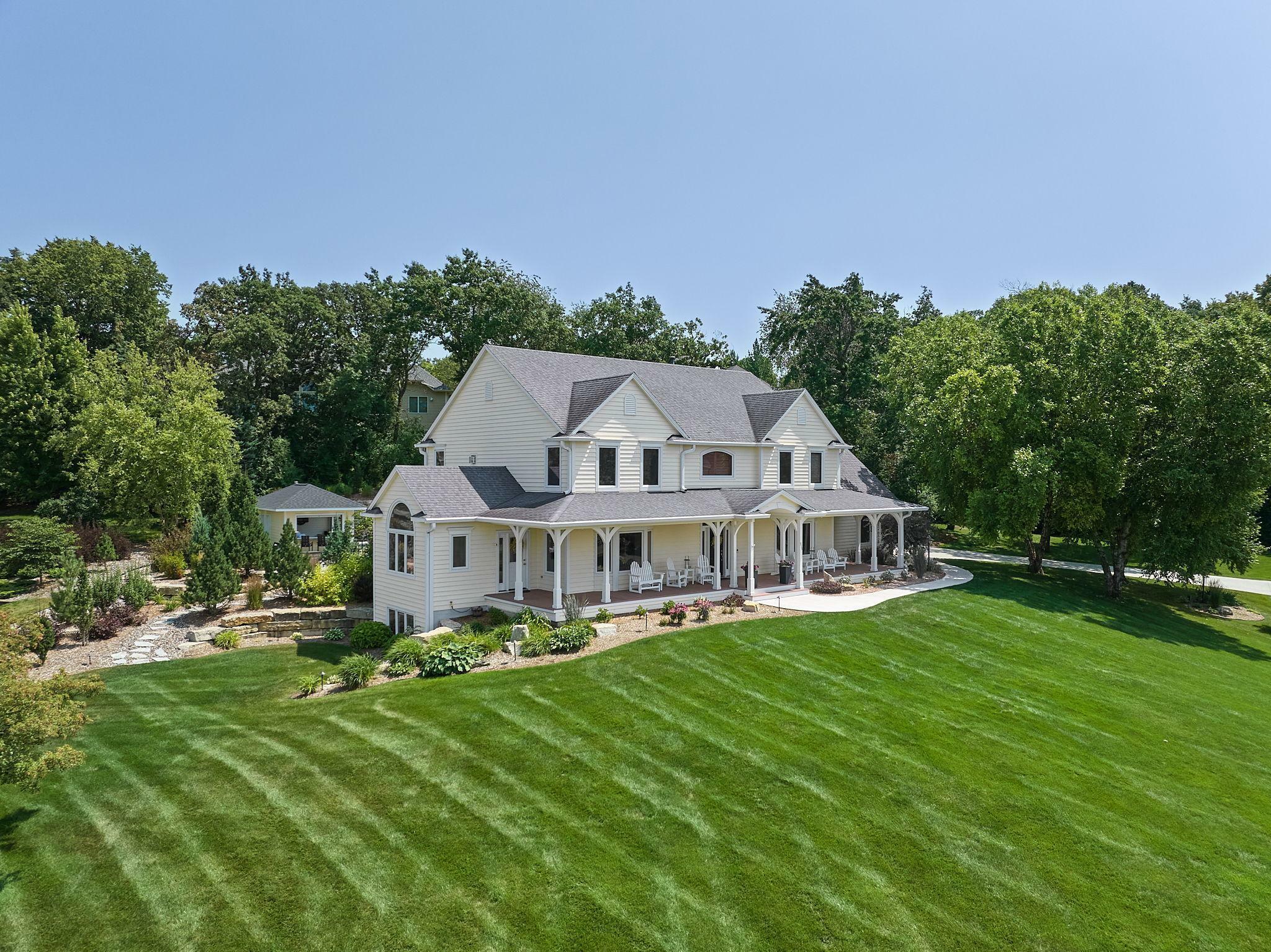 956 Hunters Point Lane SW  Rochester MN 55902 photo