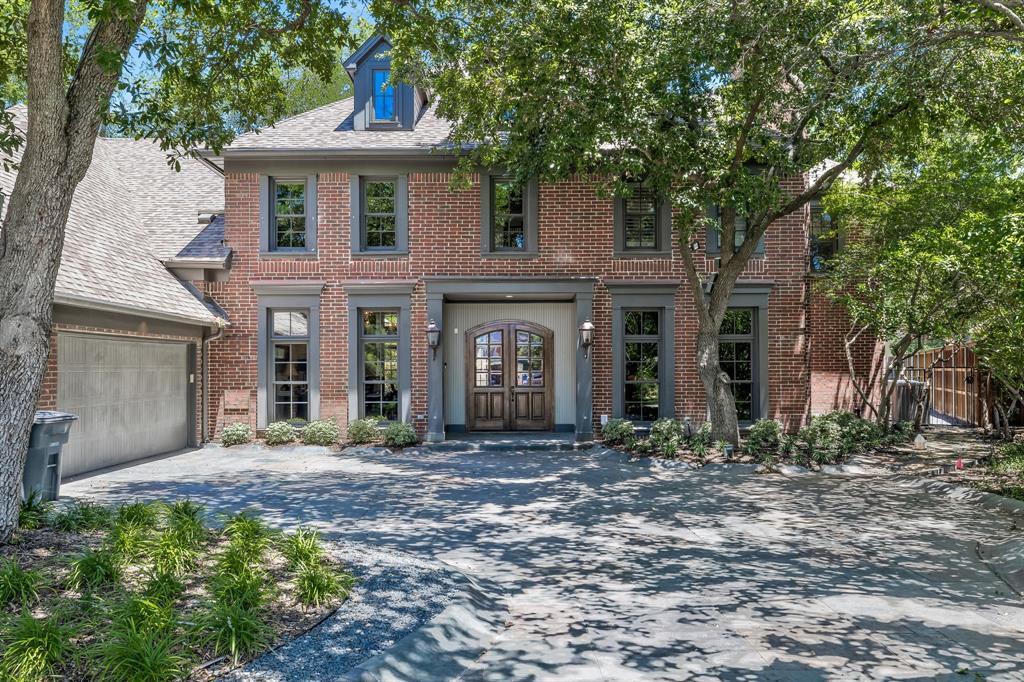 Property Photo: 5620 Walnut Springs Court TX 75252