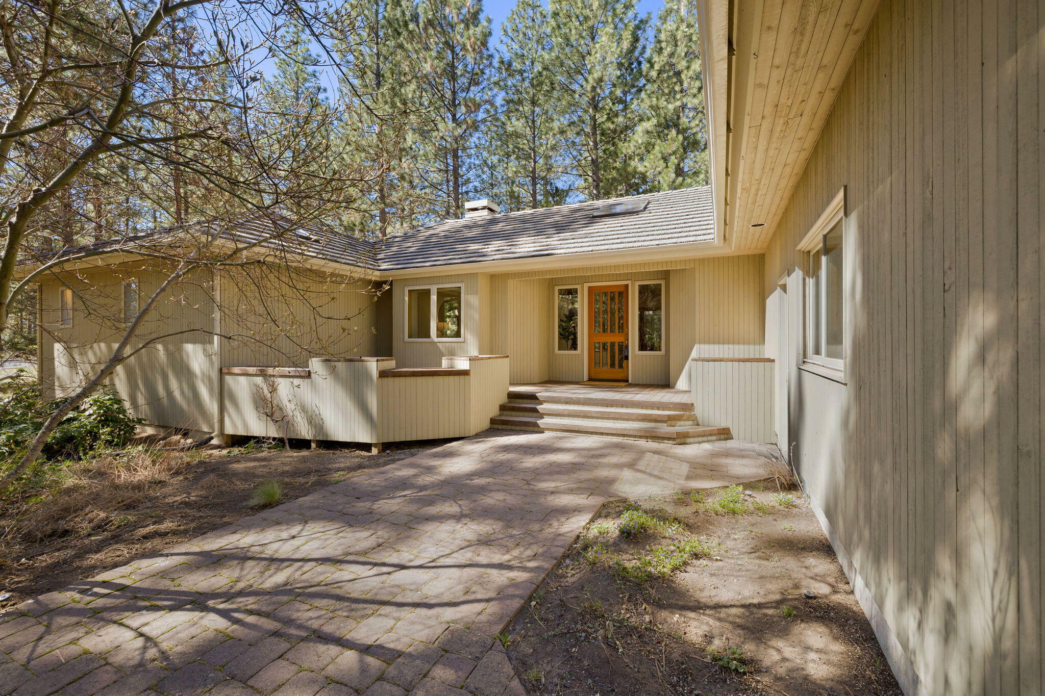 Property Photo: 60060 River Bluff Trail OR 97702