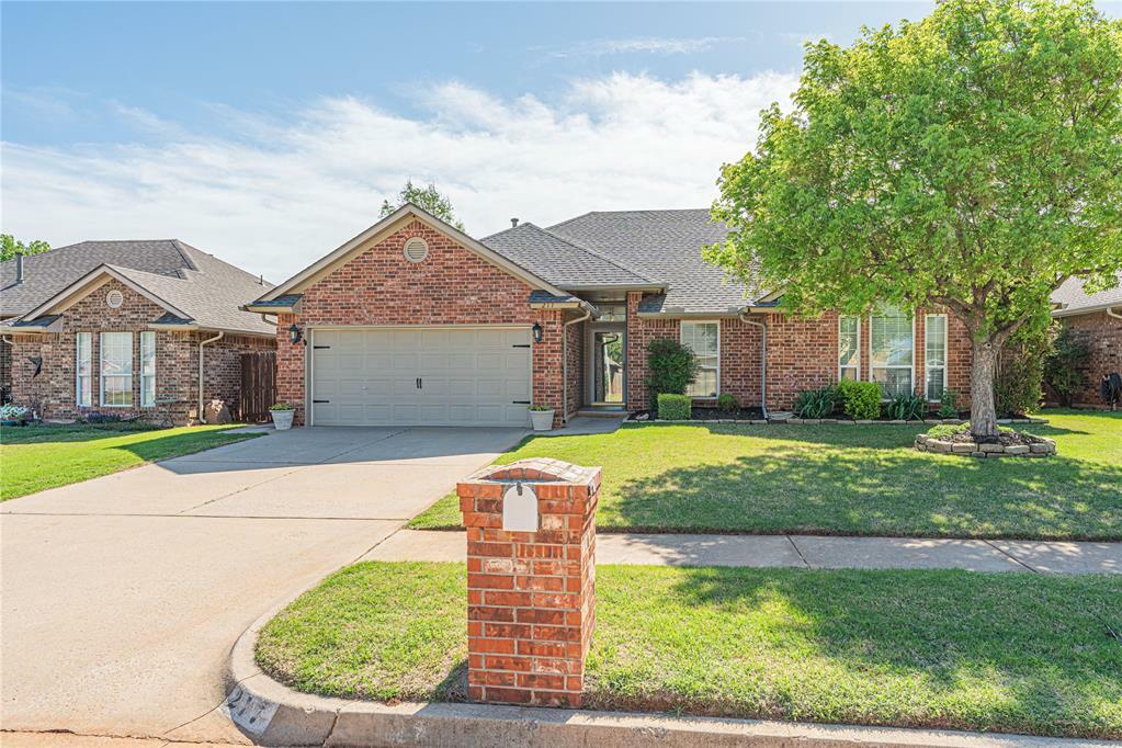 Property Photo: 217 Sunrise Drive OK 73099
