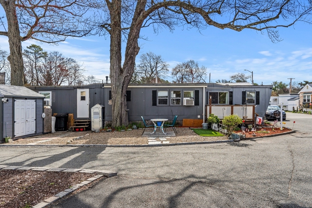 200 North St 11-B  Danvers MA 01923 photo