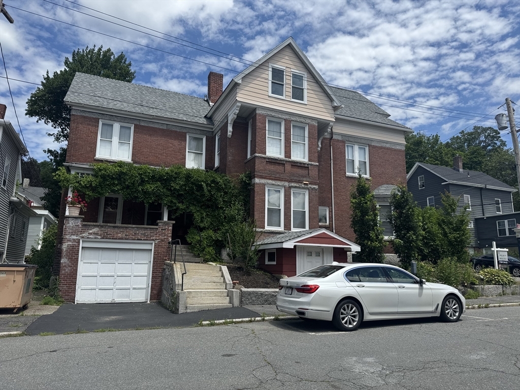 Property Photo:  58 Oliver St  MA 01420 
