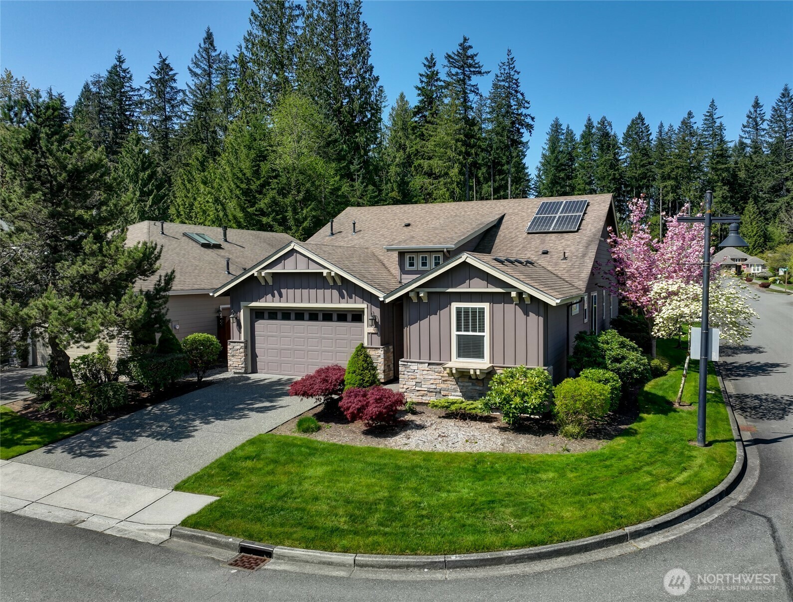 Property Photo: 12263 243rd Place NE WA 98053