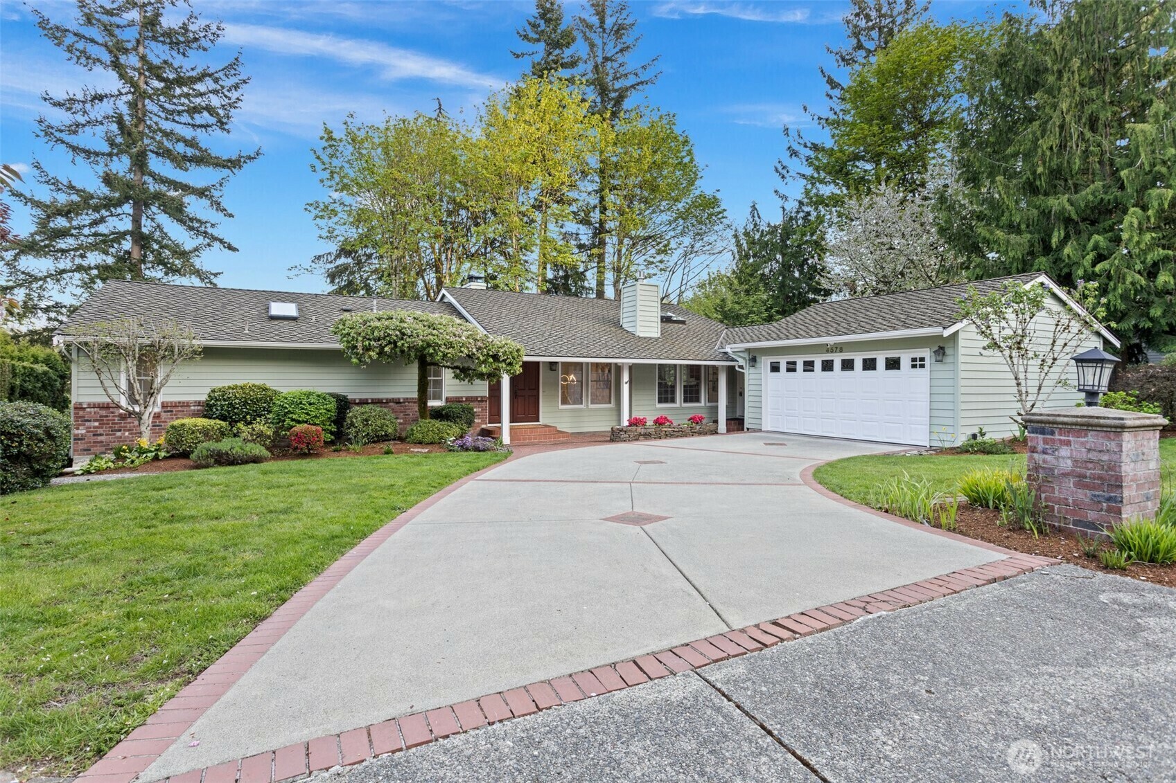 4578  144th Avenue SE  Bellevue WA 98006 photo