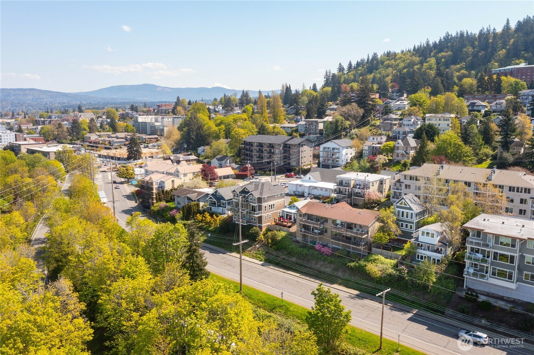 Property Photo: 608 Boulevard WA 98225