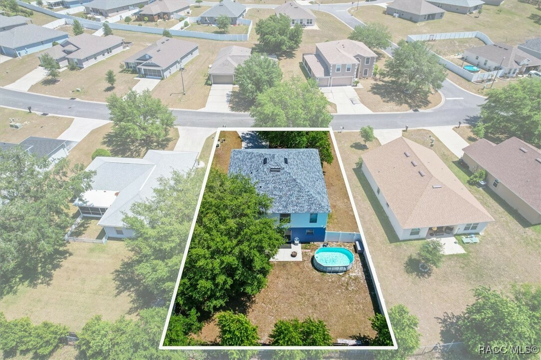 Property Photo: 3304 N Burroughs Path FL 34465