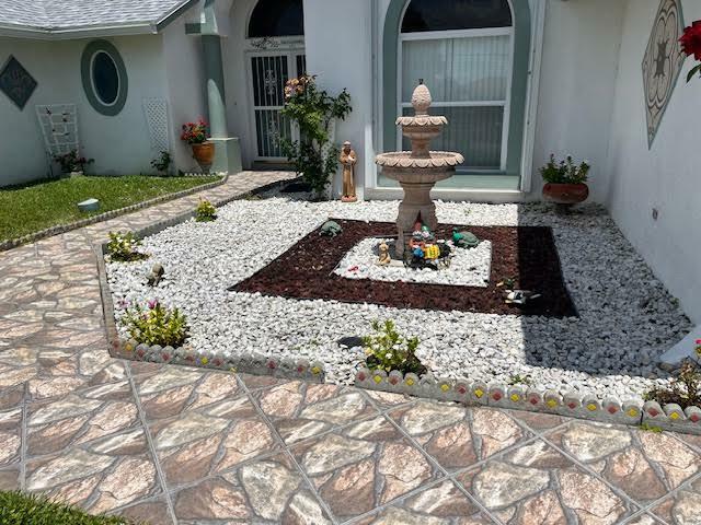 Property Photo: 2861 SE Eagle Drive NE FL 34984