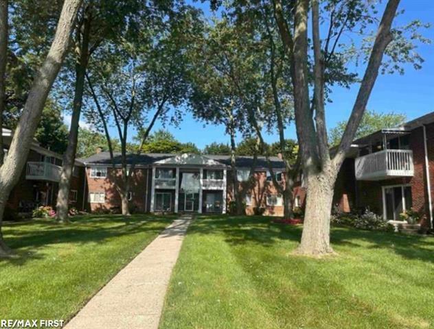 42436 Sheldon Place  Clinton Twp MI 48038 photo
