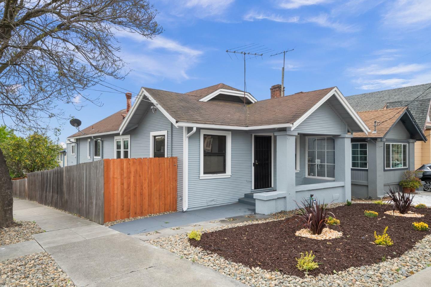 2274 39th Avenue  Oakland CA 94601 photo