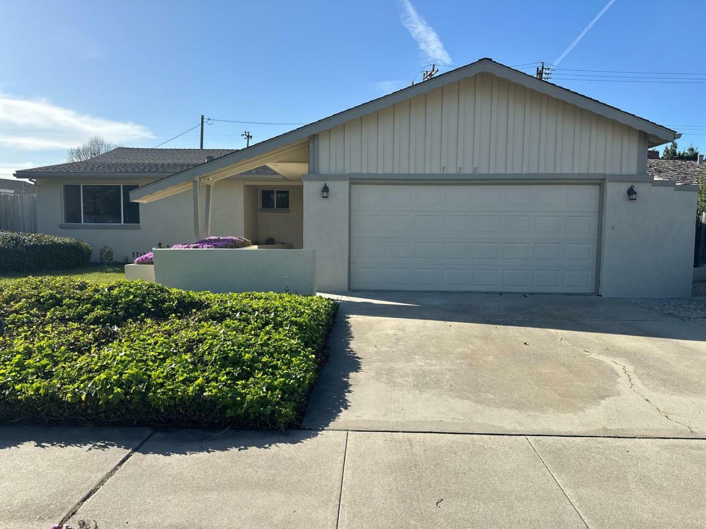 728 West Alisal Street  Salinas CA 93901 photo