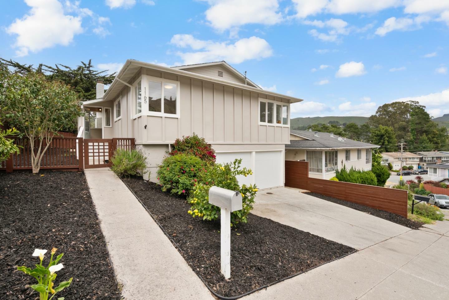 Property Photo: 1165 Banyan Way CA 94044