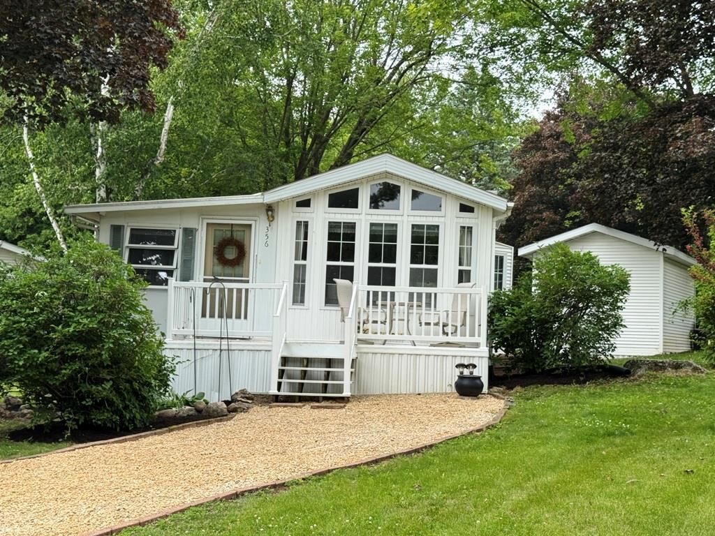 Property Photo:  356 Skyline Drive  WI 53534 