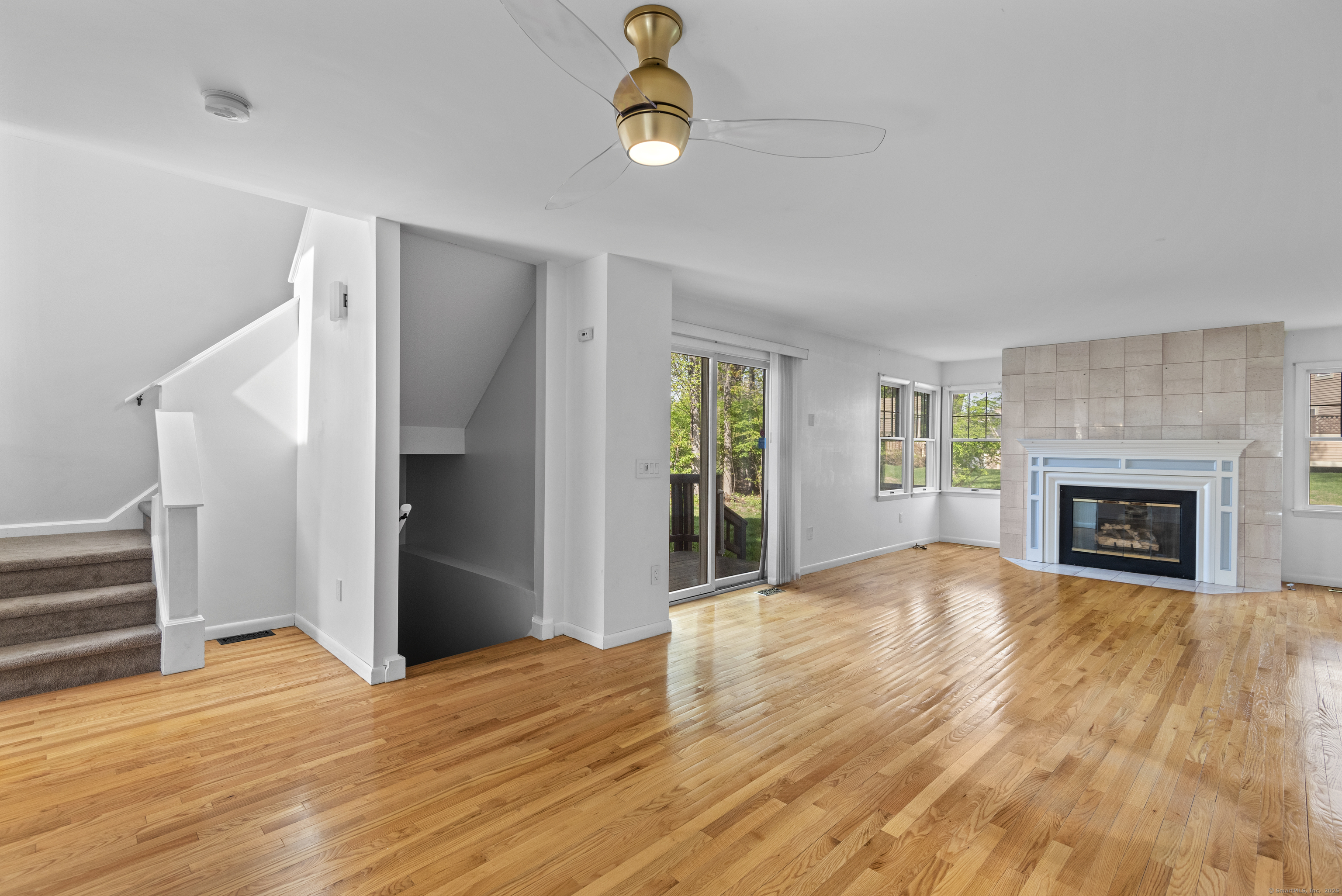 Property Photo: 75 Brittania Road 75 CT 06811
