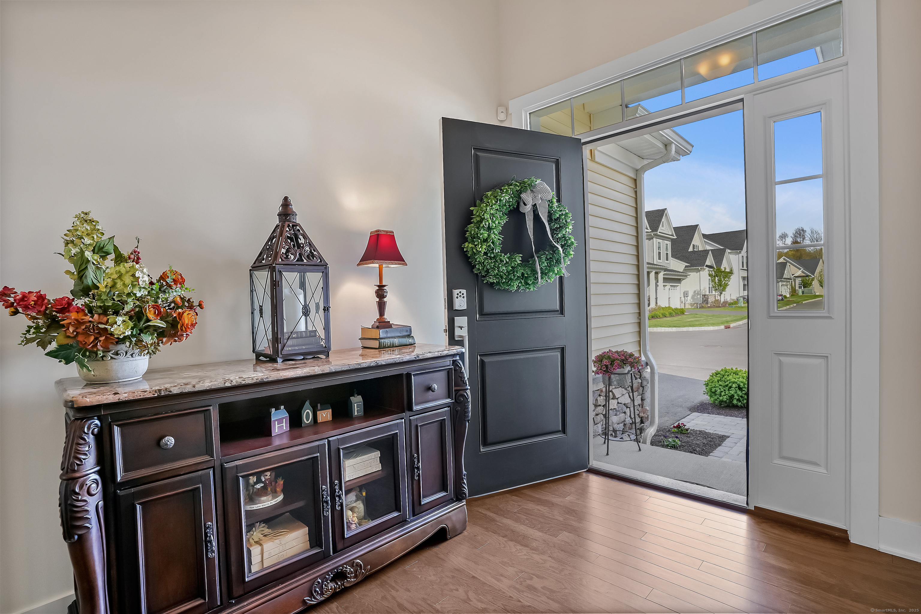 Property Photo: 14 Enclave Circle 14 CT 06470