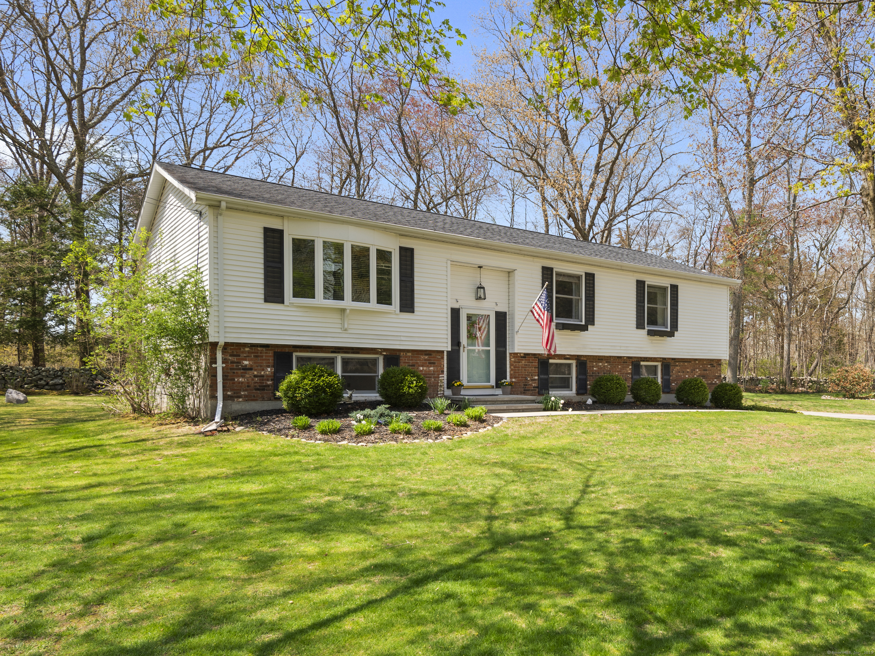 Property Photo: 4 Barton Lane CT 06339