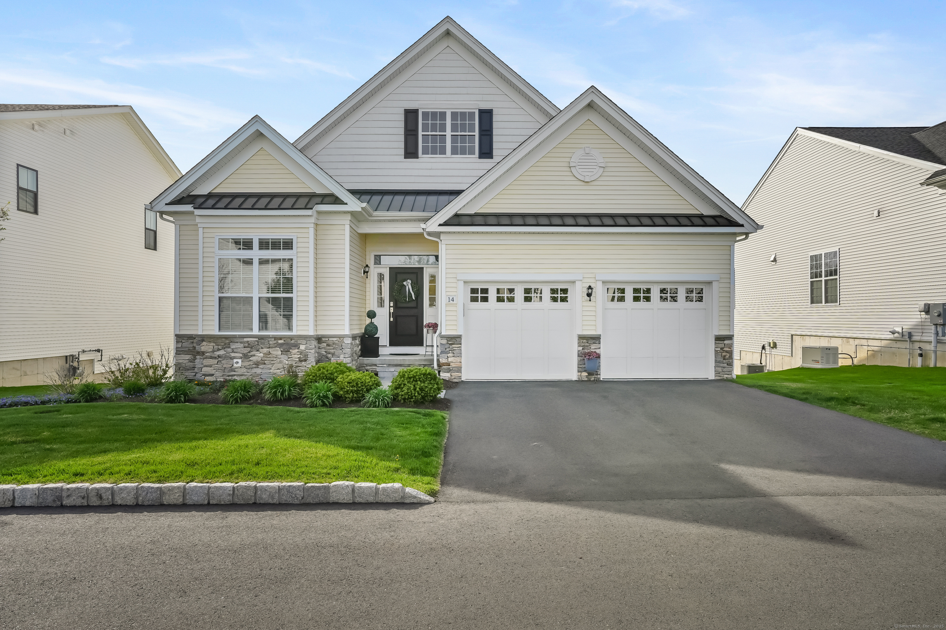 14 Enclave Circle 14  Newtown CT 06470 photo