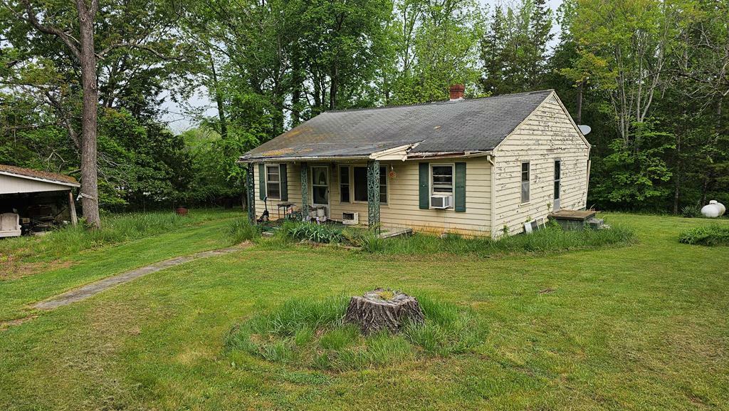 Property Photo: 610 West 4th Street VA 23924