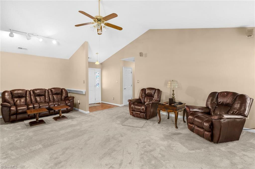 Property Photo: 109 Stapleton Way NC 27265