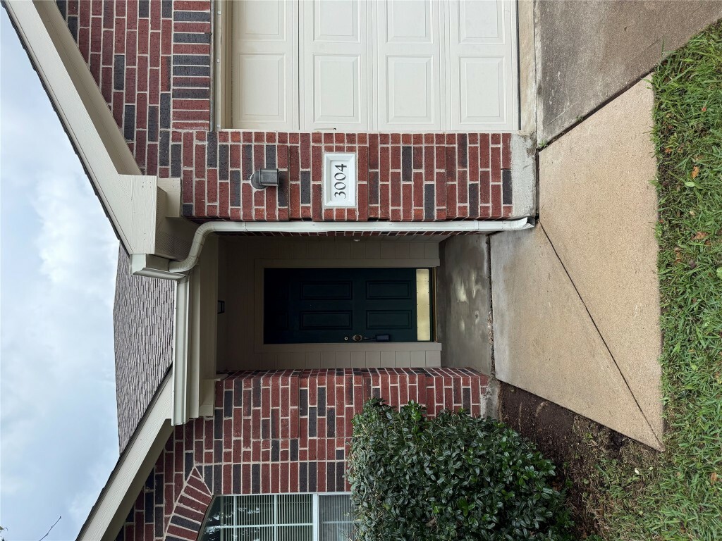Property Photo: 3004 Hanstrom Court TX 78634