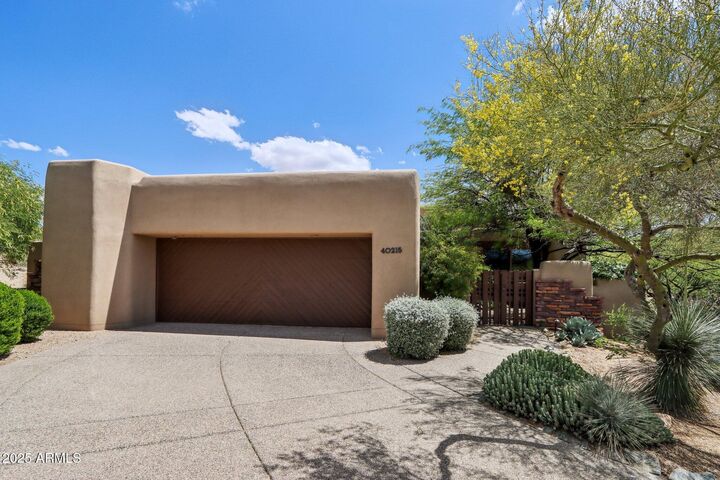 Property Photo: 40215 N 110th Place AZ 85262
