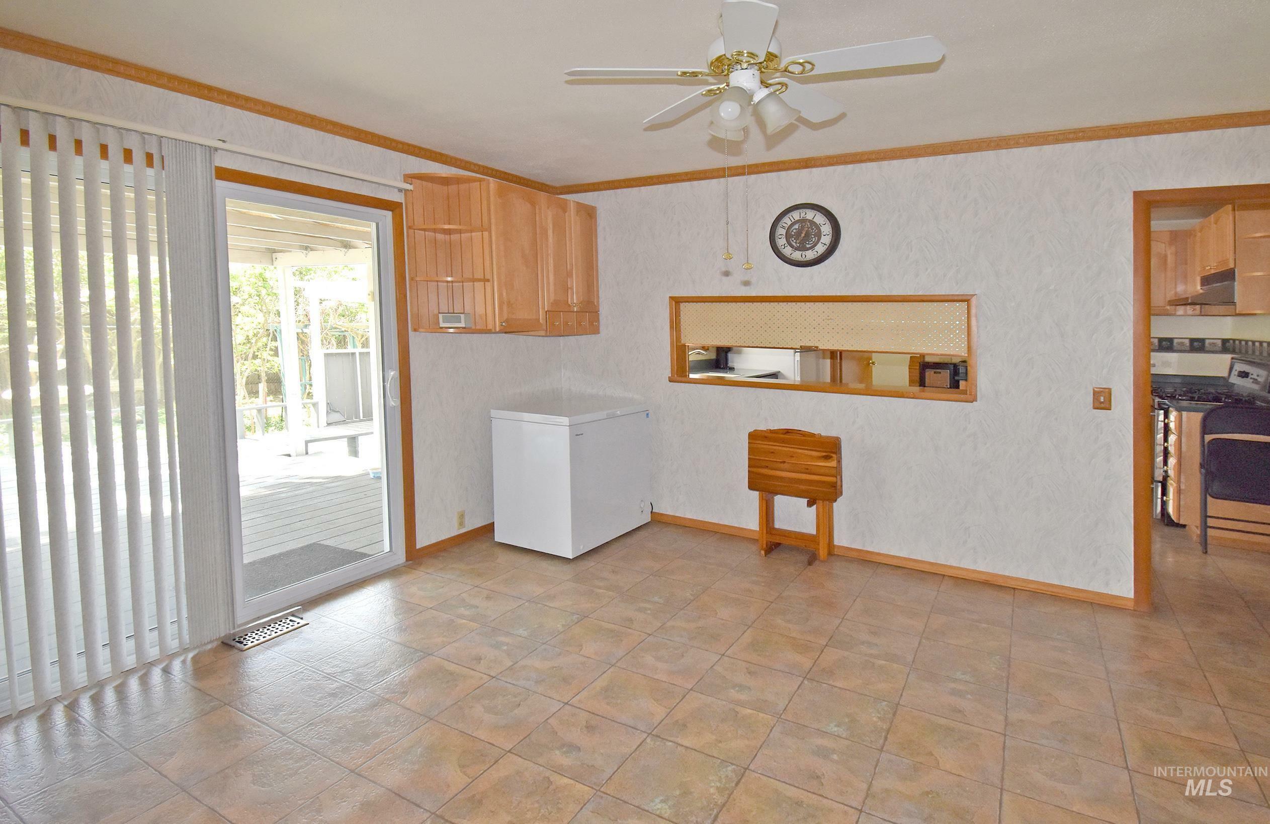 Property Photo: 1114 7th Street WA 99403