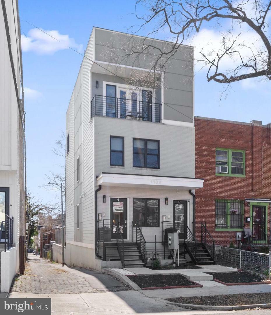 Property Photo:  1169 Neal Street NE 1  DC 20002 