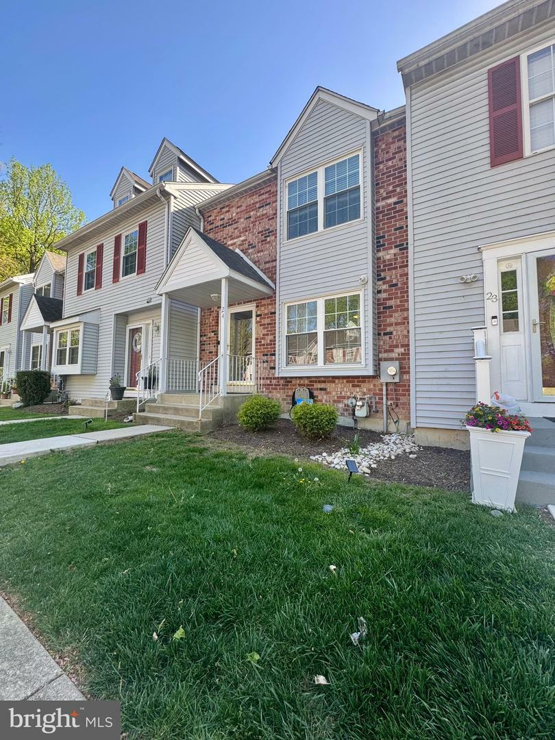 Property Photo: 24 Dana Court 24 PA 19014