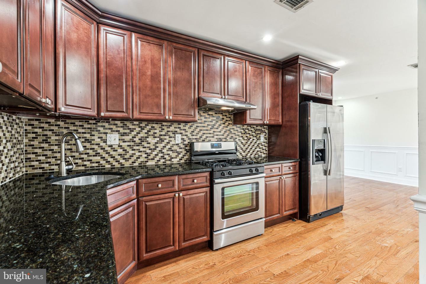 Property Photo: 1523 Ellsworth Street 3 PA 19146