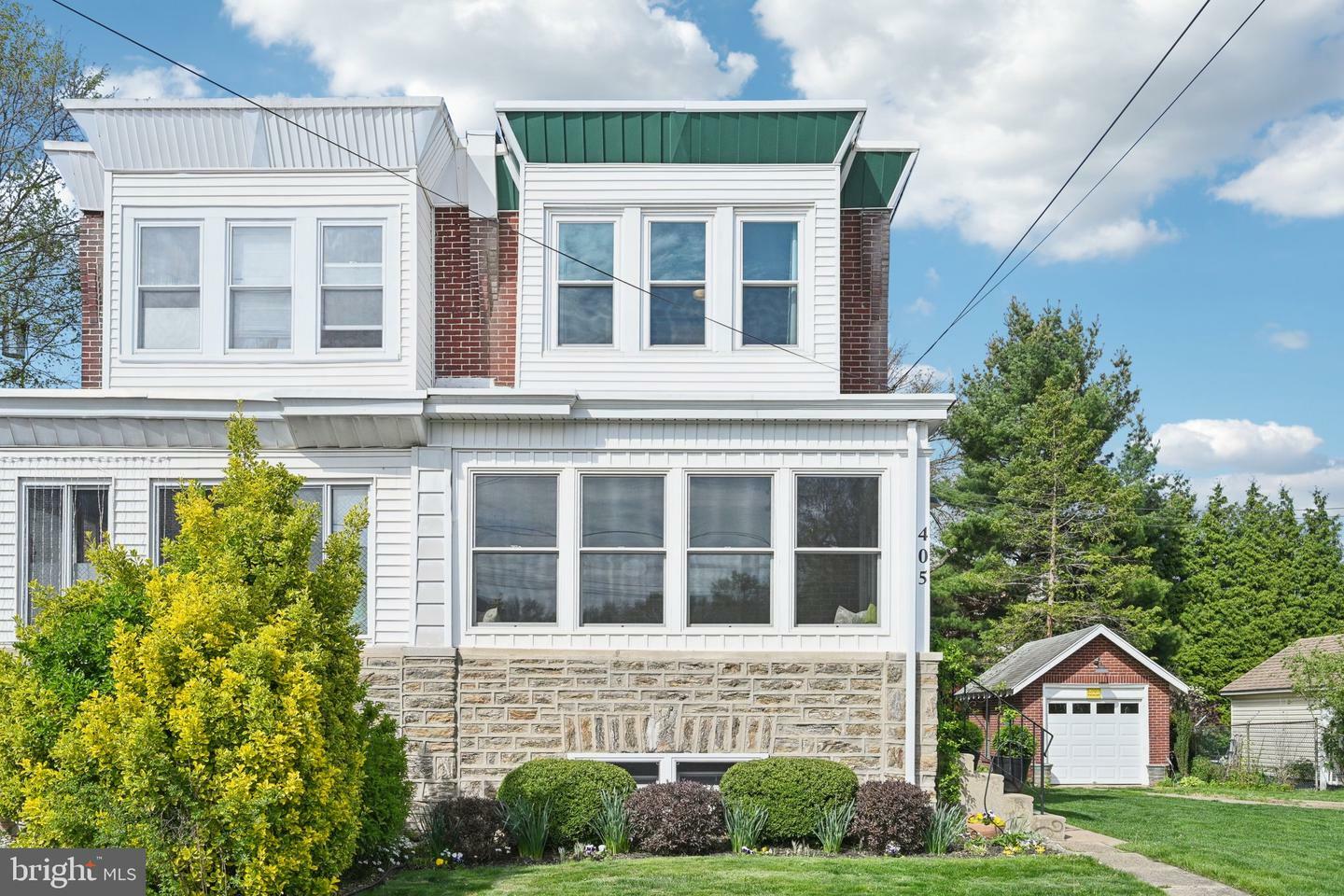 Property Photo: 407 Hoffnagle Street PA 19111