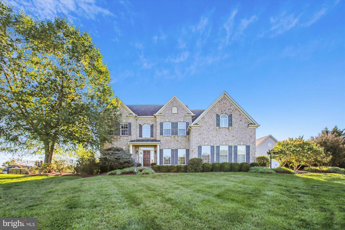 20353 Tanager Place  Leesburg VA 20175 photo